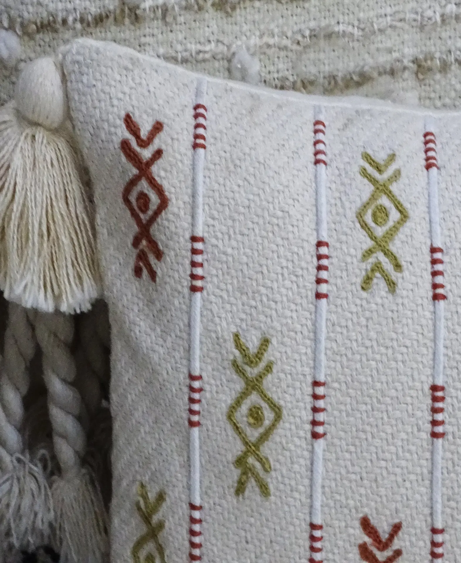 27541923_largewebp — Trend Oasis