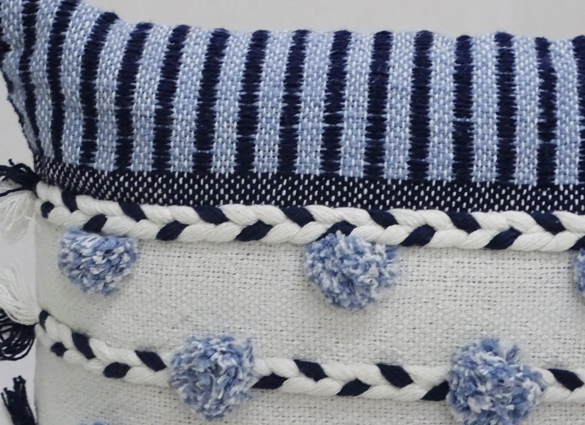 27542947_largewebp — Trend Oasis