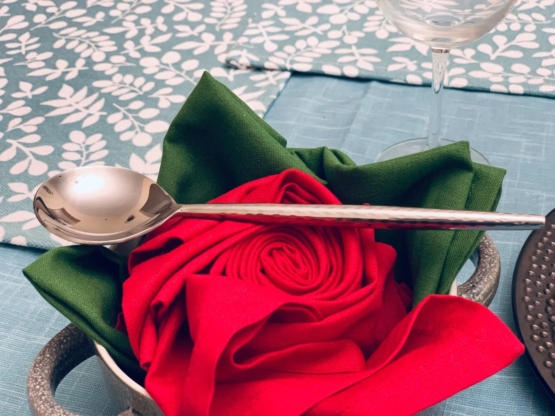 3327411_largewebp — Trend Oasis