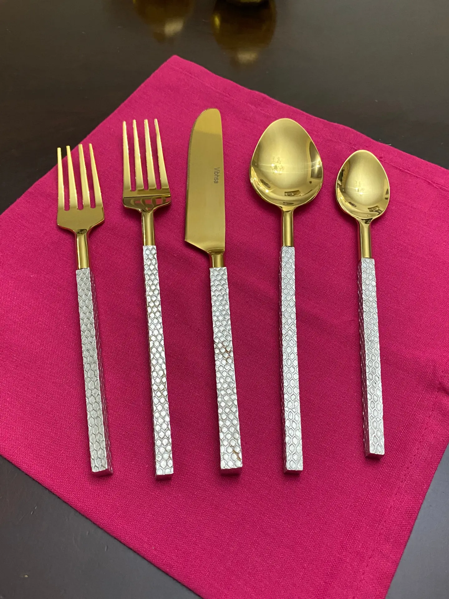 3327526_largewebp — Trend Oasis