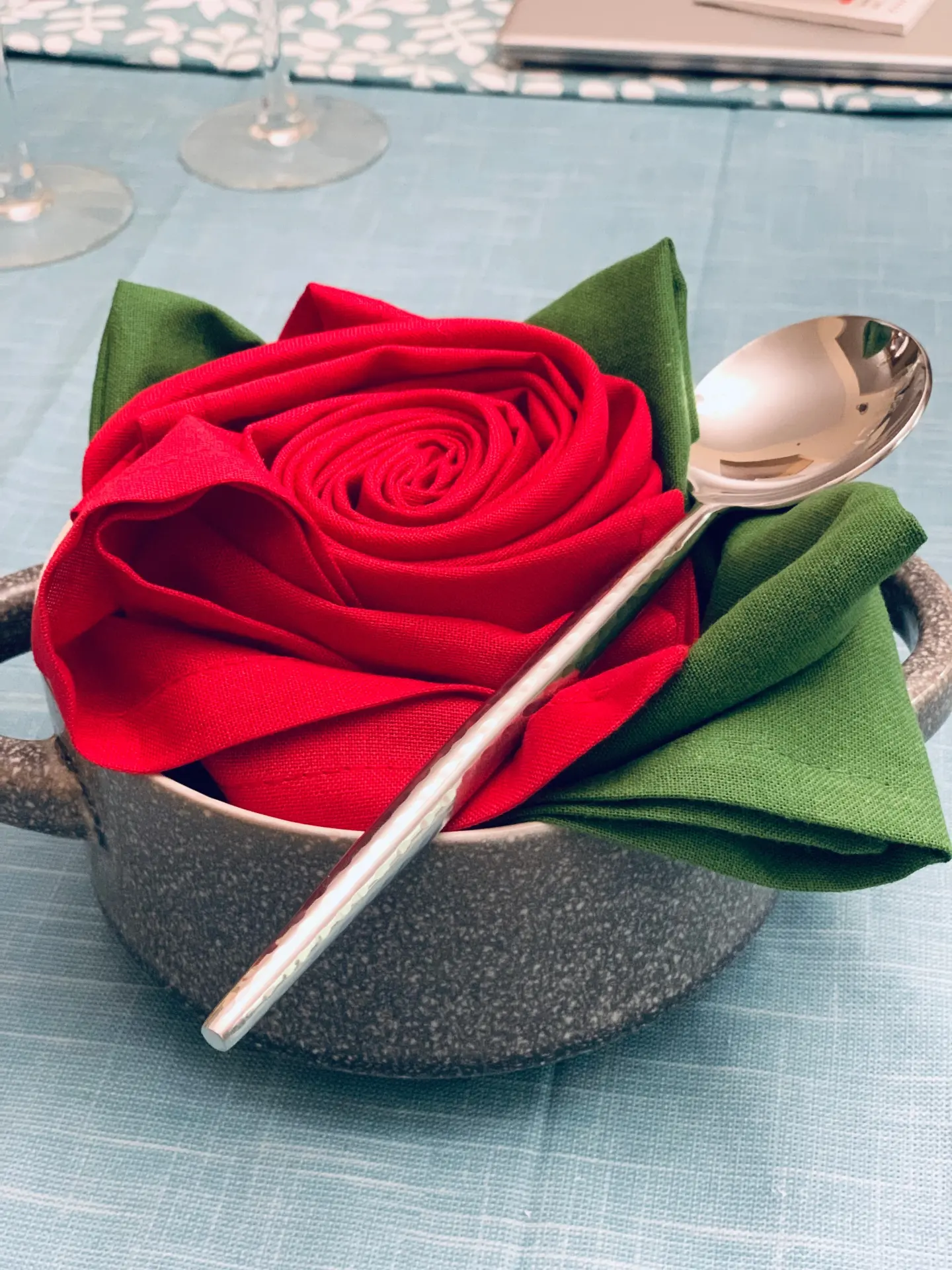 3327603_largewebp — Trend Oasis