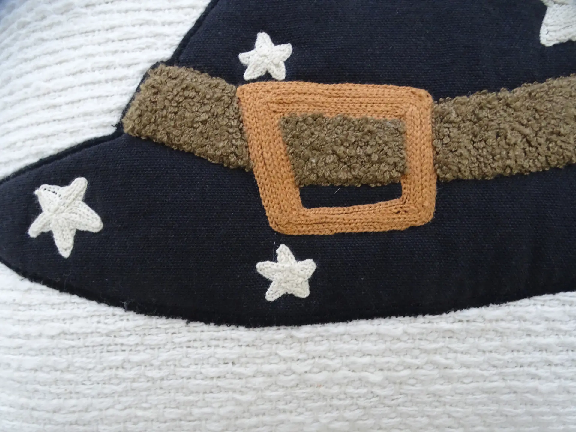 3327925_largewebp — Trend Oasis