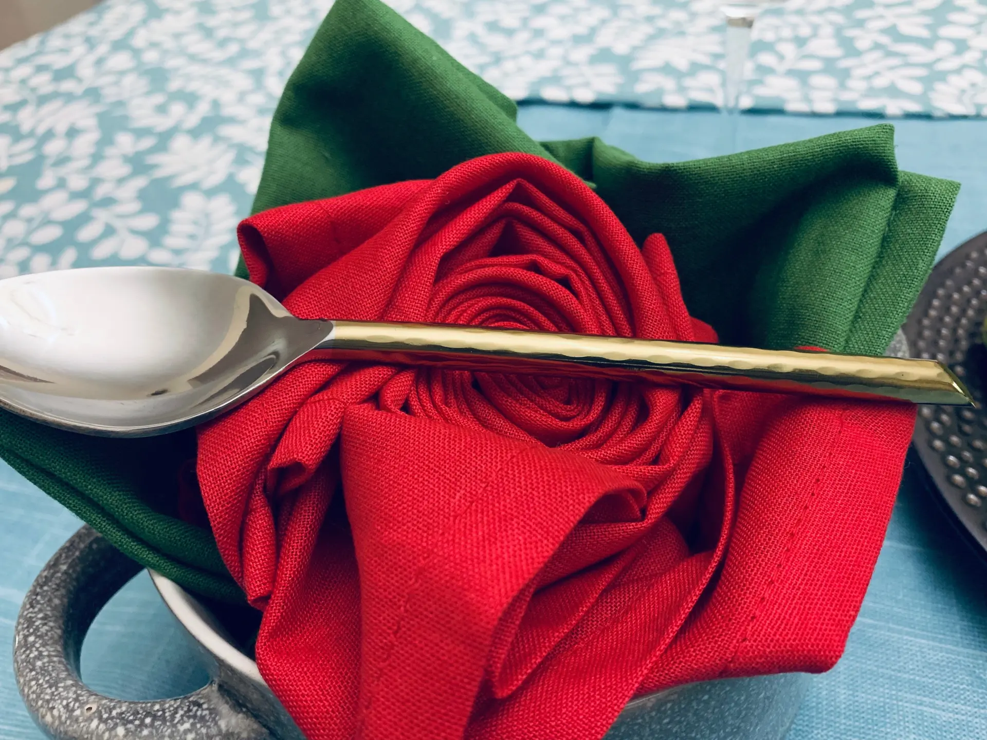 3328756_largewebp — Trend Oasis