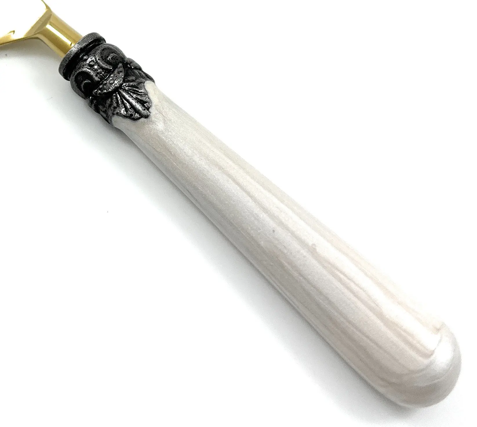 34074808_large.webp — Trend Oasis