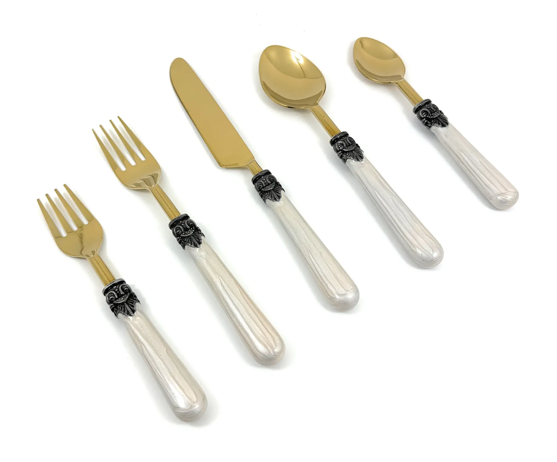 34074812_large.webp — Trend Oasis