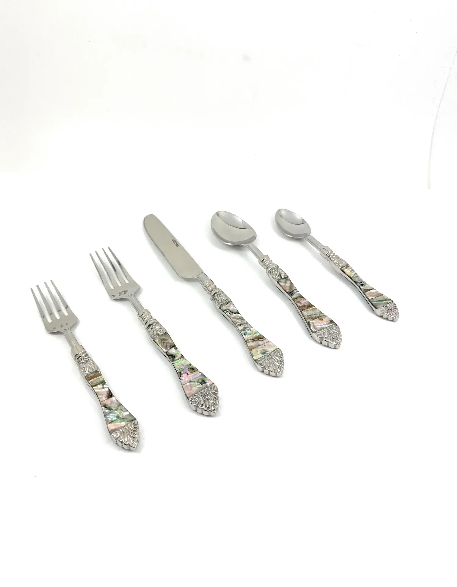 34074894_large.webp — Trend Oasis