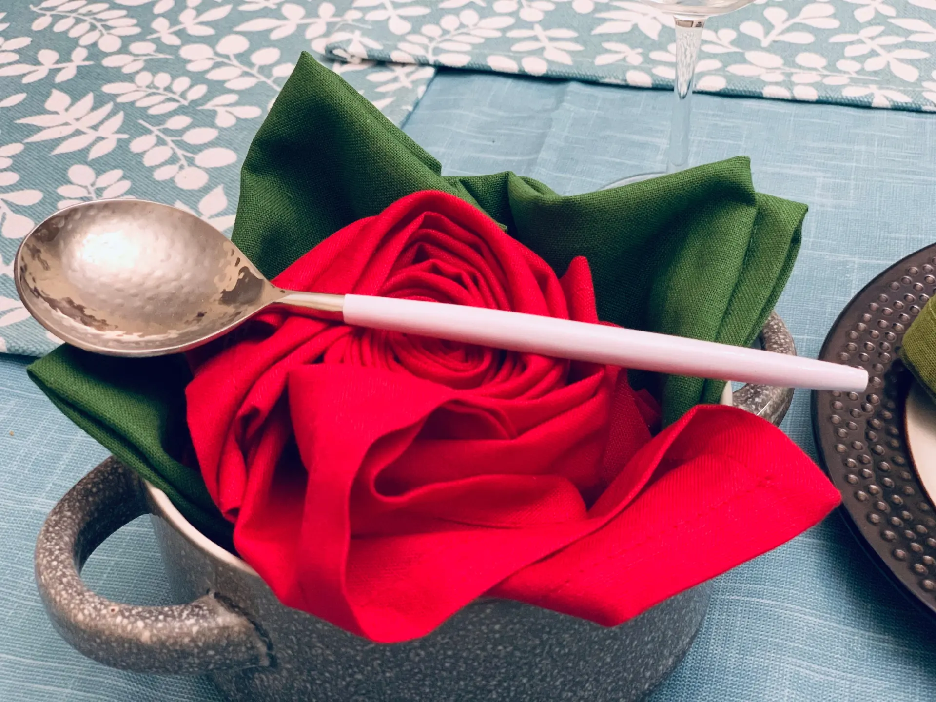 3501284_large.webp — Trend Oasis