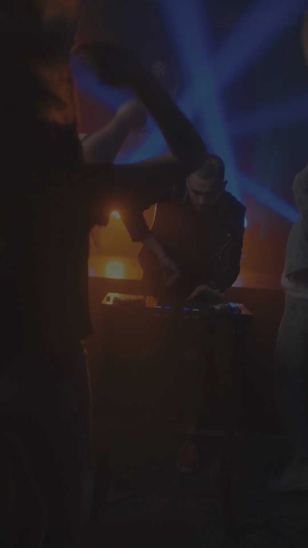 60371312_large.webp — Trend Oasis