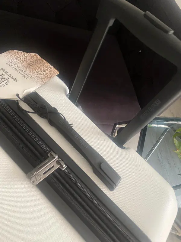 59239950_large.webp — Trend Oasis